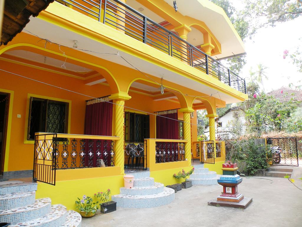 Sai Guru Guest House أنجونا الغرفة الصورة